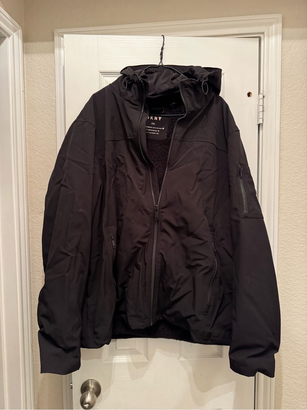 DKNY Men’s Black Hooded Jacket Water Resistant 4-Way Stretch - Size XXL